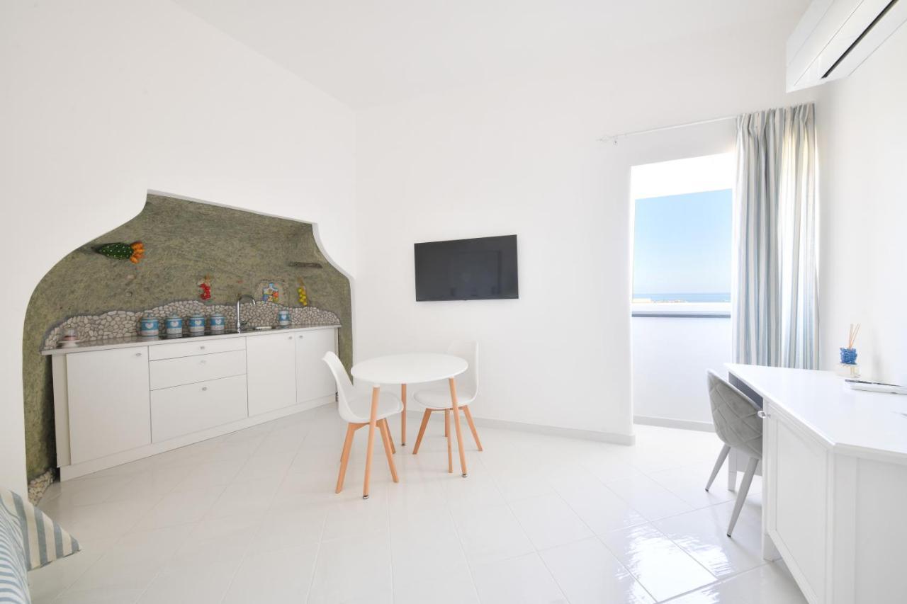 King Suite - Luxury Rooms Forio  ภายนอก รูปภาพ